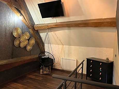 Suite with Hot Tub