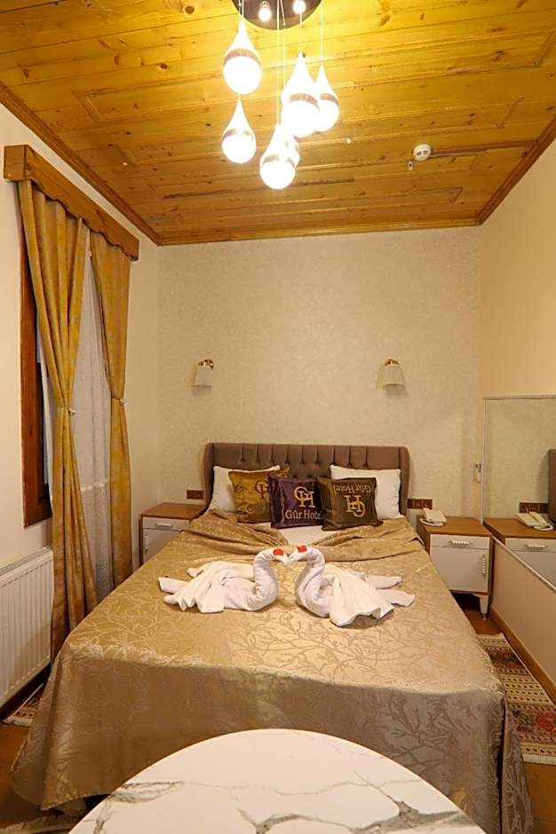 Gür Royal Suit Aparts