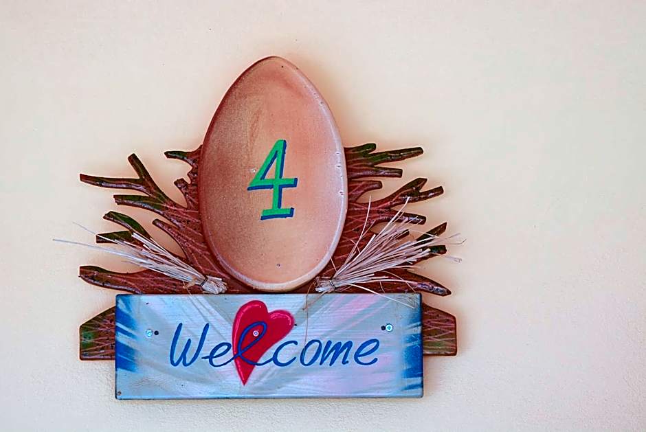 Rooster Guesthouse Rooms