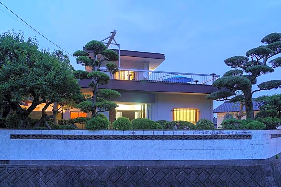 内竈ひなた庵