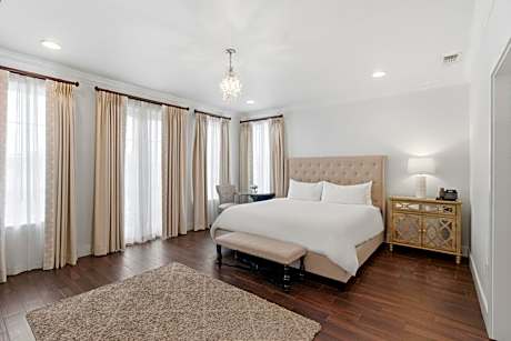 King Room with Balcony