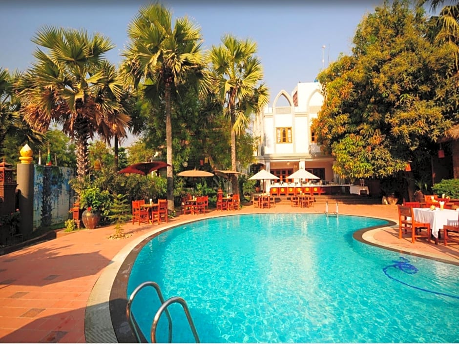 Shwe Yee Pwint Hotel