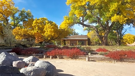 Abiquiu Inn