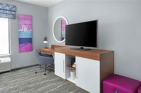 King Room - Hearing Access/Non-Smoking