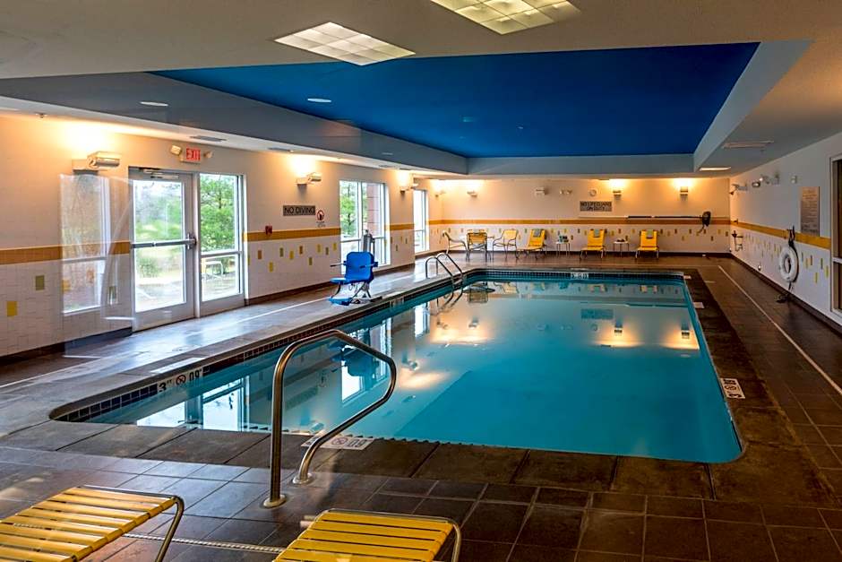 Fairfield Inn & Suites by Marriott Montgomery Airport South