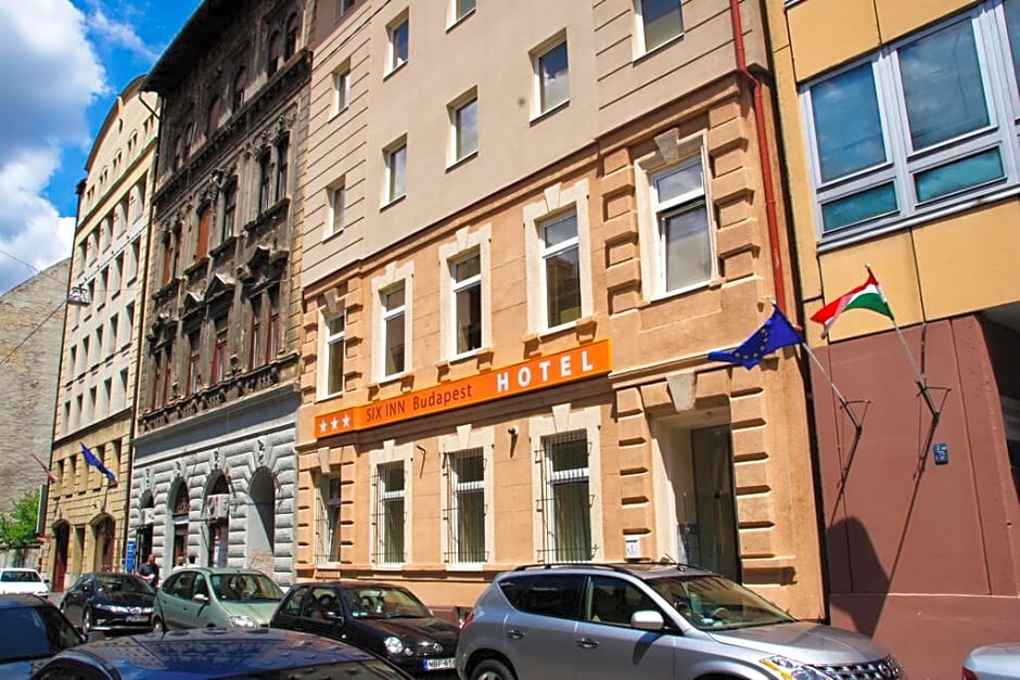 Six Inn Hotel