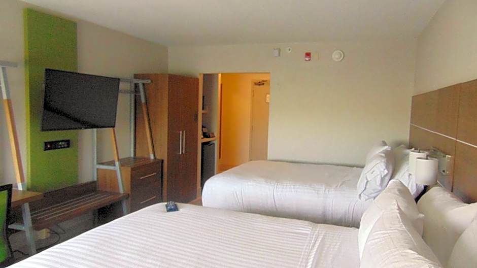 Holiday Inn Express & Suites Wapakoneta By IHG