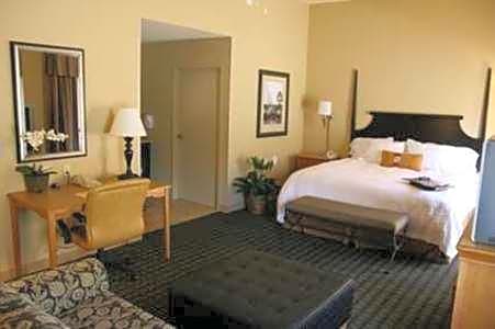 Hampton Inn & Suites Mobile Providence Park/Airport