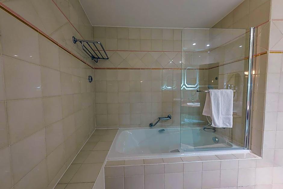 Best Western Plus Le Picardy