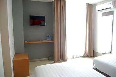 EXPANDER HOTEL Semarang (Formerly CityOne)