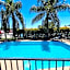 OVERLANDER MOTOR LODGE