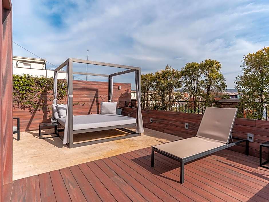 U232 Hotel