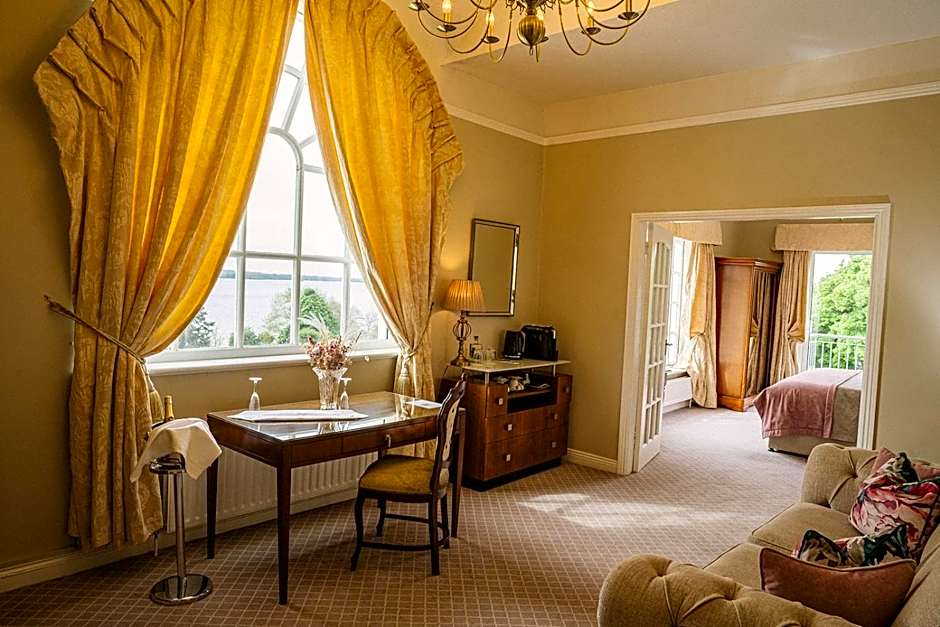 Crover House Hotel & Golf Club