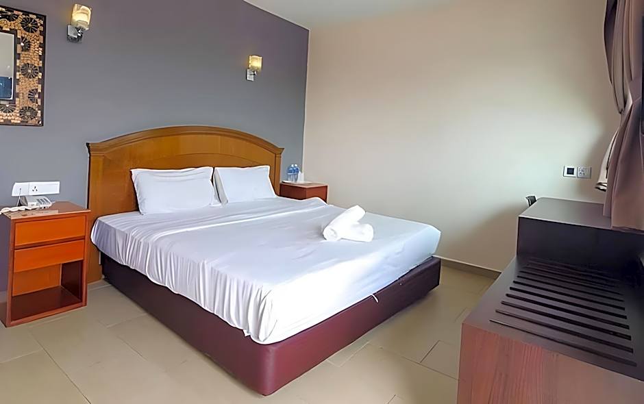 Lks Hotel