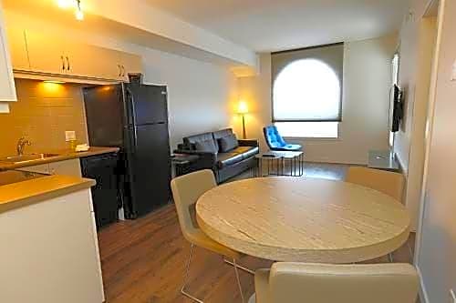 Ramada by Wyndham Fort McMurray