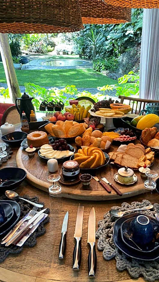 Exclusive Oásis by Lotta De Macedo Soares