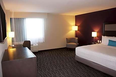 King Room - Mobility Access/Non-Smoking