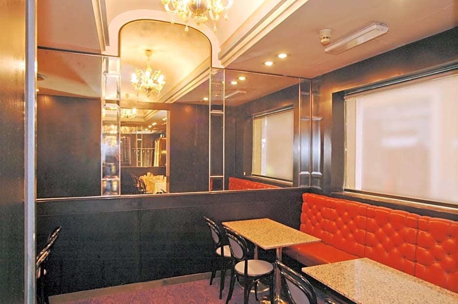 Hotel Centrale Byron