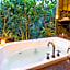 Wairua Lodge - Rainforest River Retreat