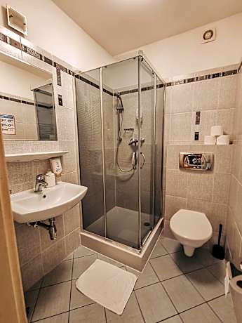 Duplex Quadruple Room