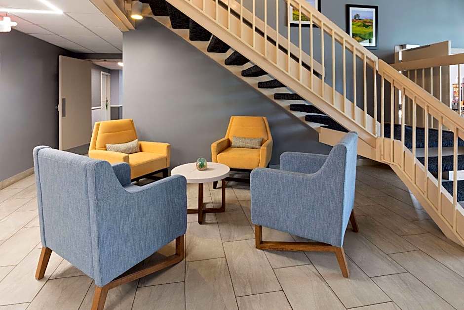 La Quinta Inn & Suites by Wyndham Sheboygan