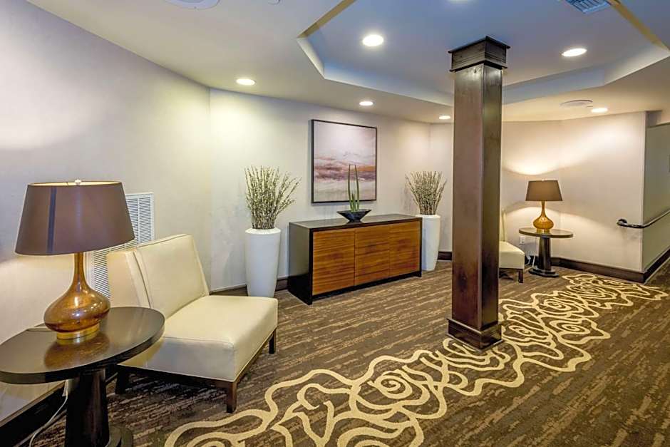 DoubleTree By Hilton Montgomery Downtown