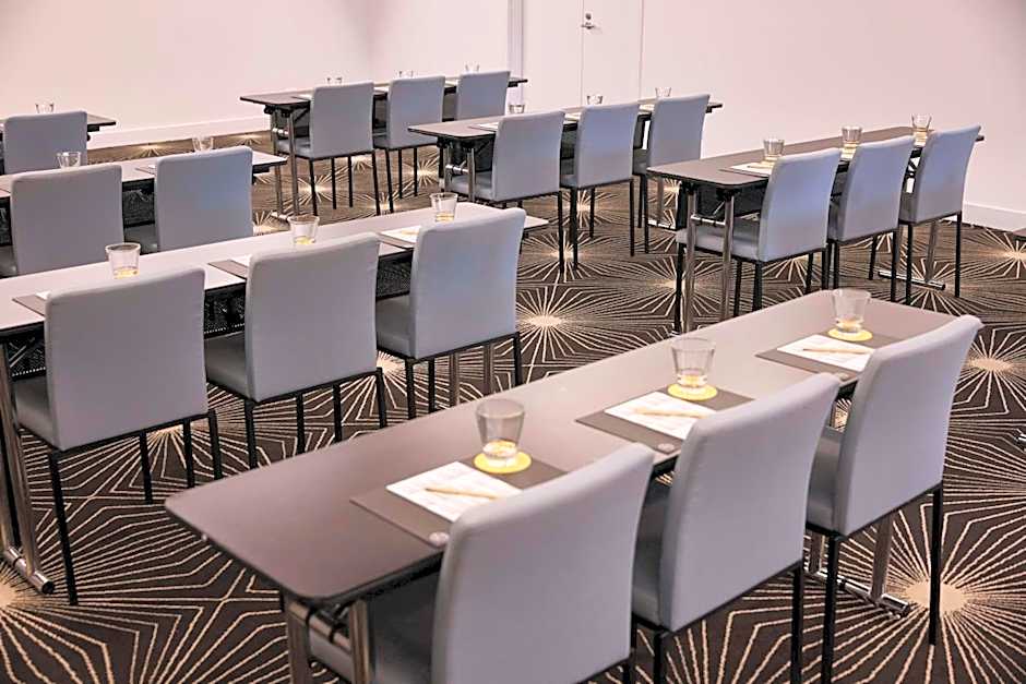 Atura Dandenong