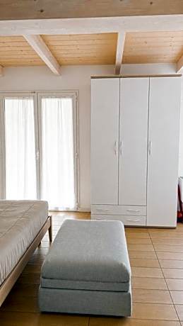 Studio Apartment with Balcony