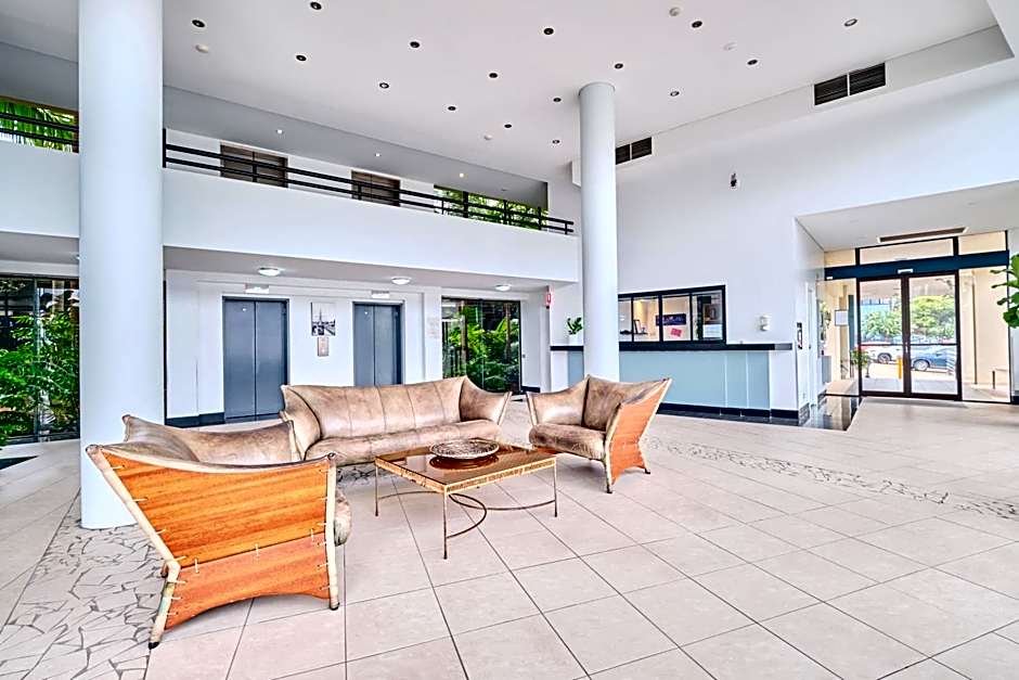 River Plaza Apartments