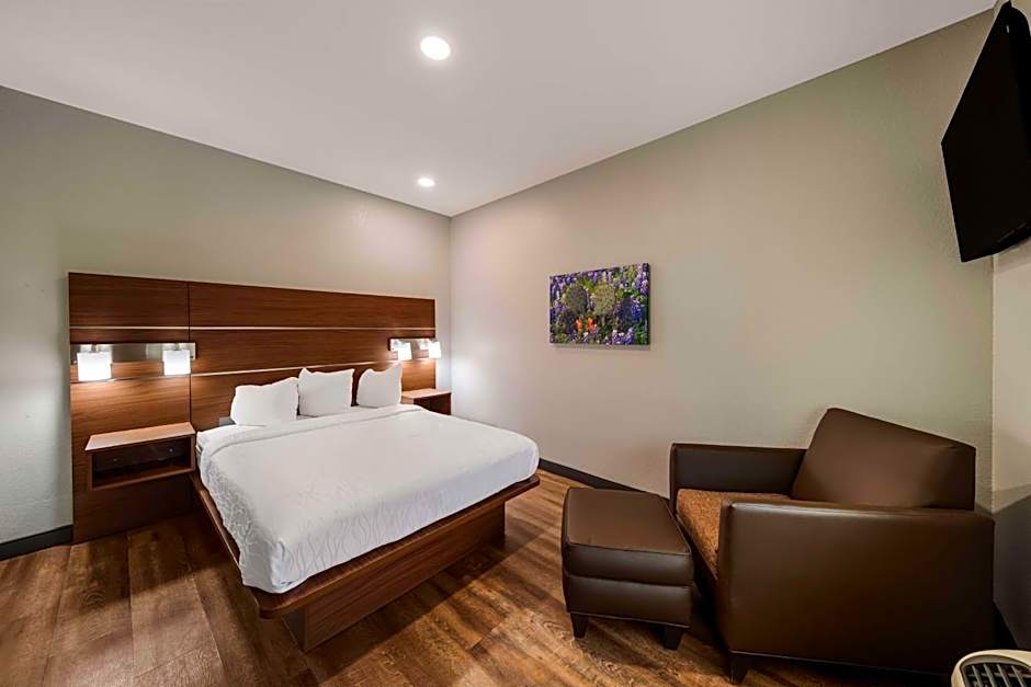 Best Western Bowie Inn & Suites