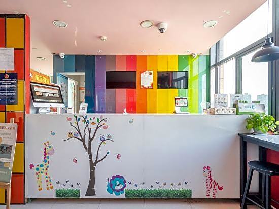 Pod Inn Ningbo Luomeng Universal Paradise Yintai City