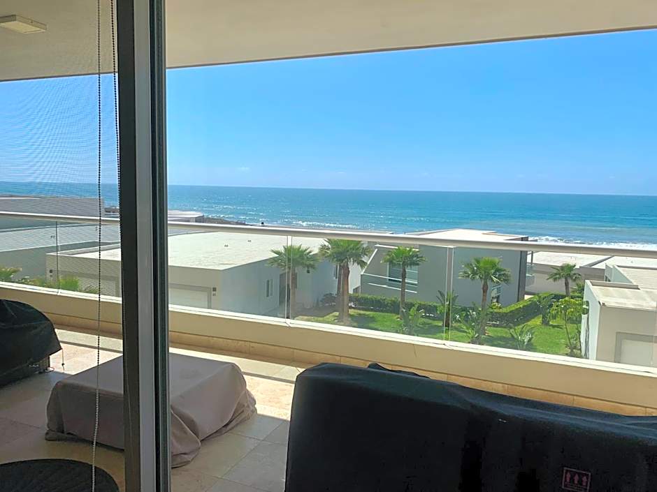 La Jolla Excellence, Exclusive Front Beach!