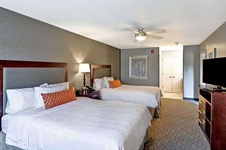 Suite Accessible Two Queen Beds