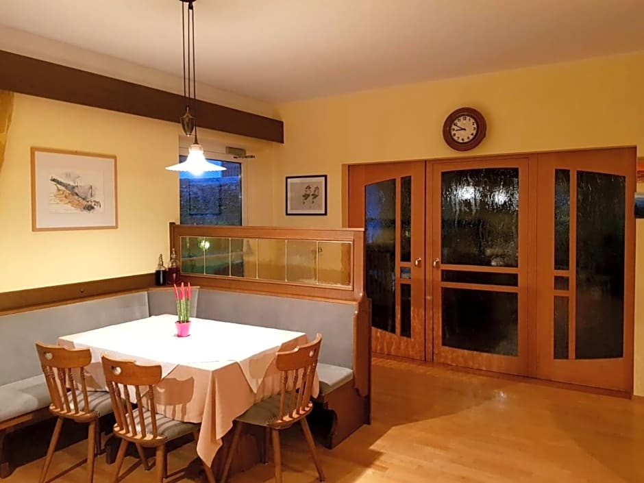 Hotel Pension Schweitzer