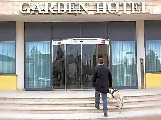Garden Hotel
