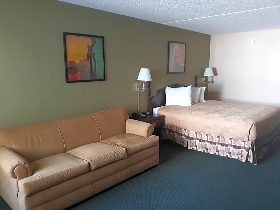 Angel Inn Near IMAX, a Travelodge by Wyndham