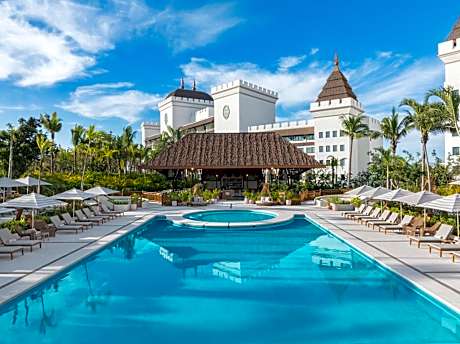 BON Park Hotel at VidantaWorld Nuevo Vallarta