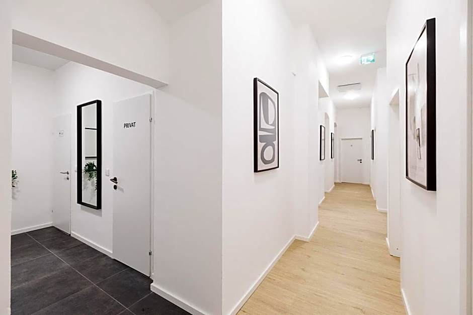 Central City Style Rooms by Home2