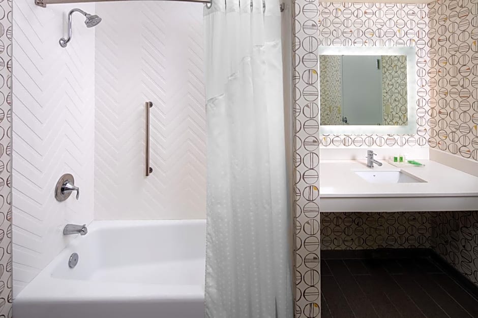Holiday Inn Charlottesville-Monticello, an IHG Hotel