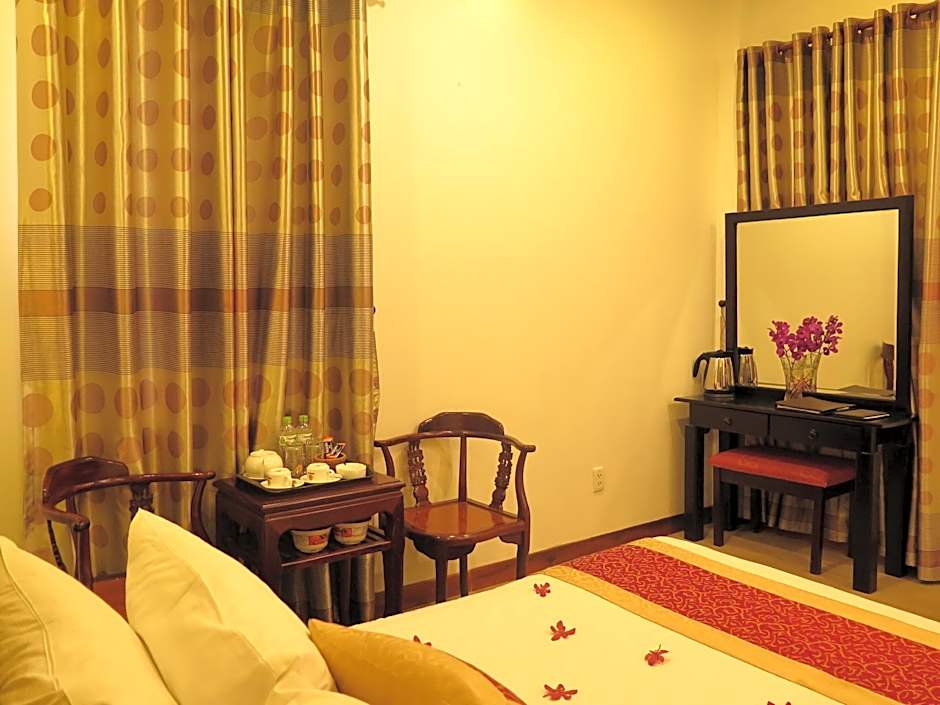 Sunflowers Hotel Airport 