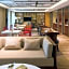 Ln Hotel Five