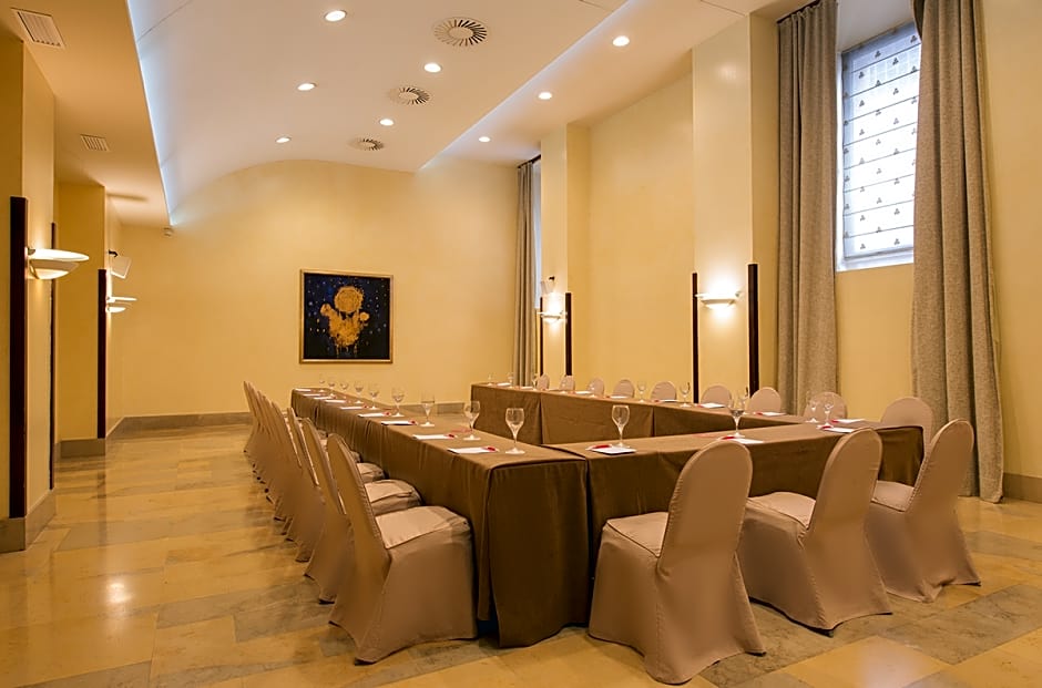 NH Collection Palacio De Burgos