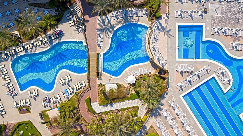 Novum Garden Side Hotel