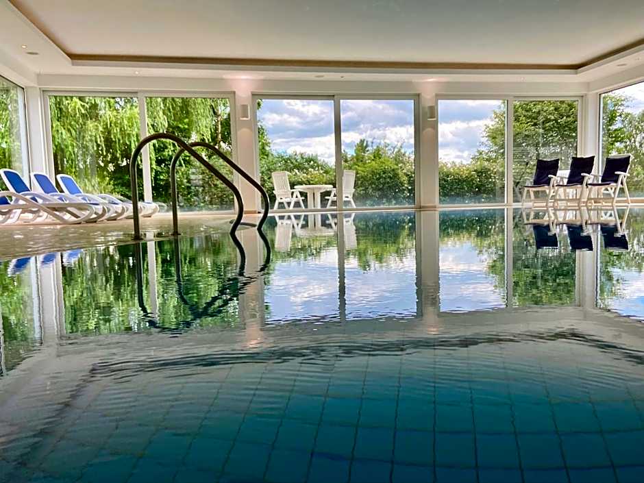 Friesenhof Hotel-Restaurant-Reitanlage