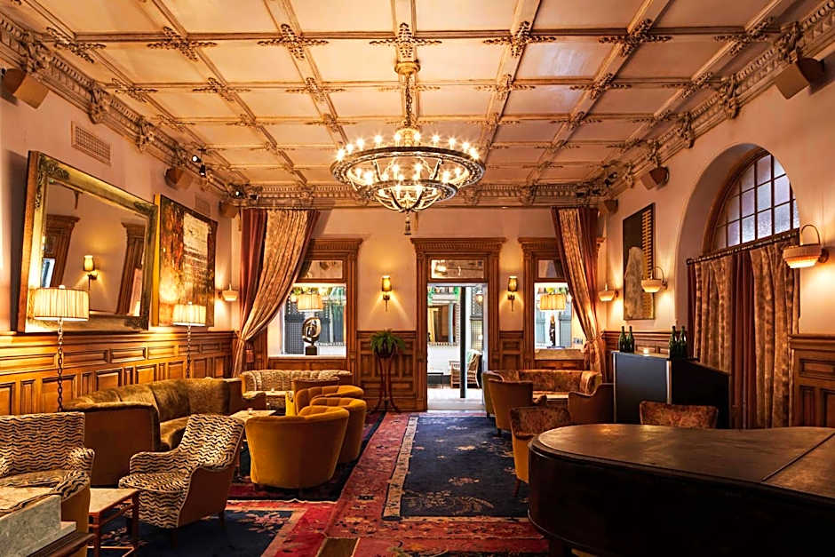The Hotel Chelsea