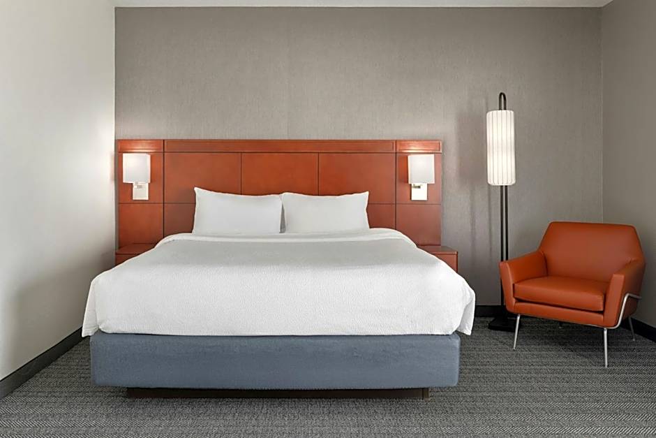 Courtyard by Marriott Boston Norwood/Canton