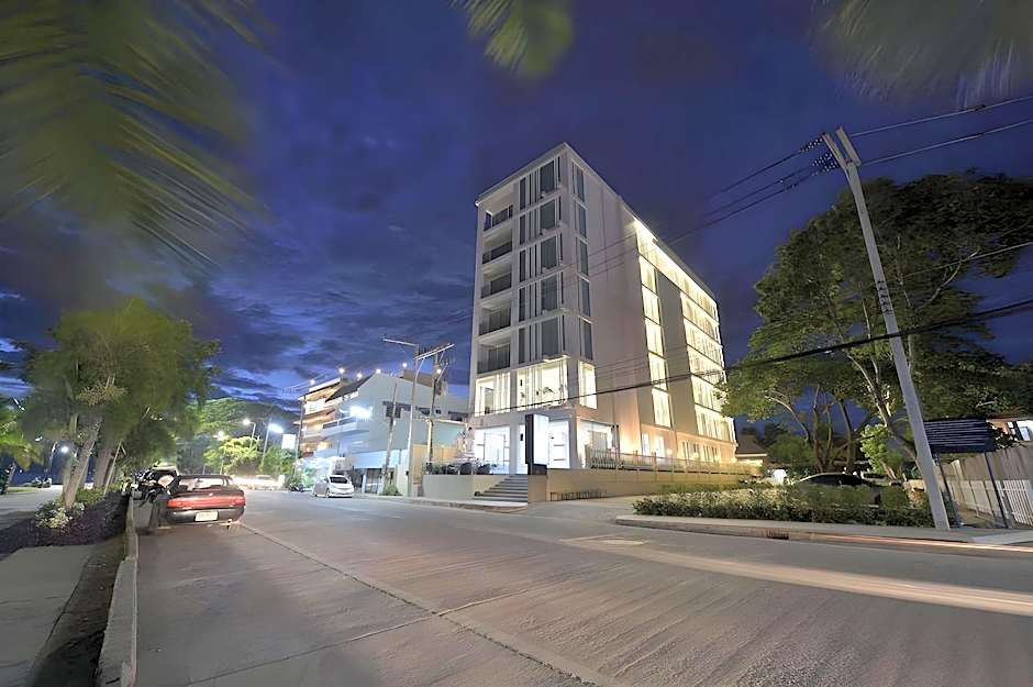 Phuglong Hotel