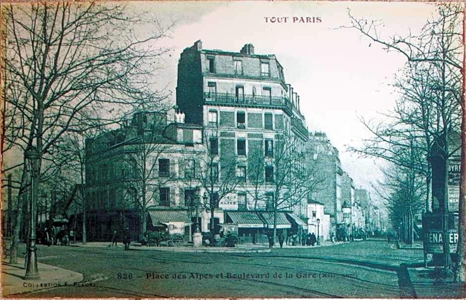 Hôtel de la Place des Alpes