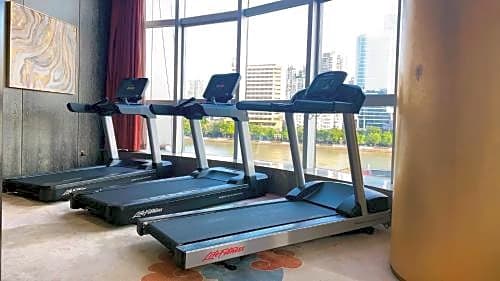 Howard Johnson Riverview Hotel Guangzhou