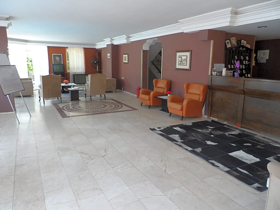 Sebnem Apart & Studio